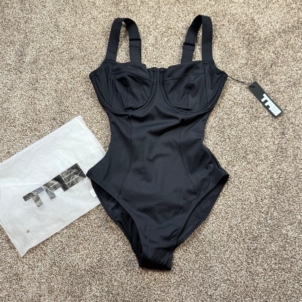 TA3 Lifty Sculpting Swimsuit XS Reg/Long F/G Cup Reg Cut Bottom $188 NWT Black